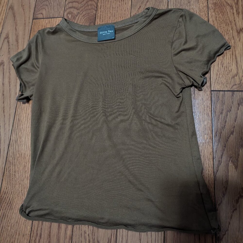Olivia Rae Solid Casual Crop Top Shirt